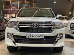 تۆیۆتا لاند کروزەر